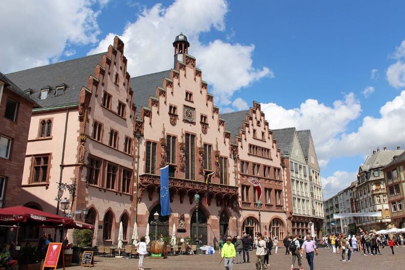 Step back in time on the cobblestone streets of Römerberg in Frankfurt