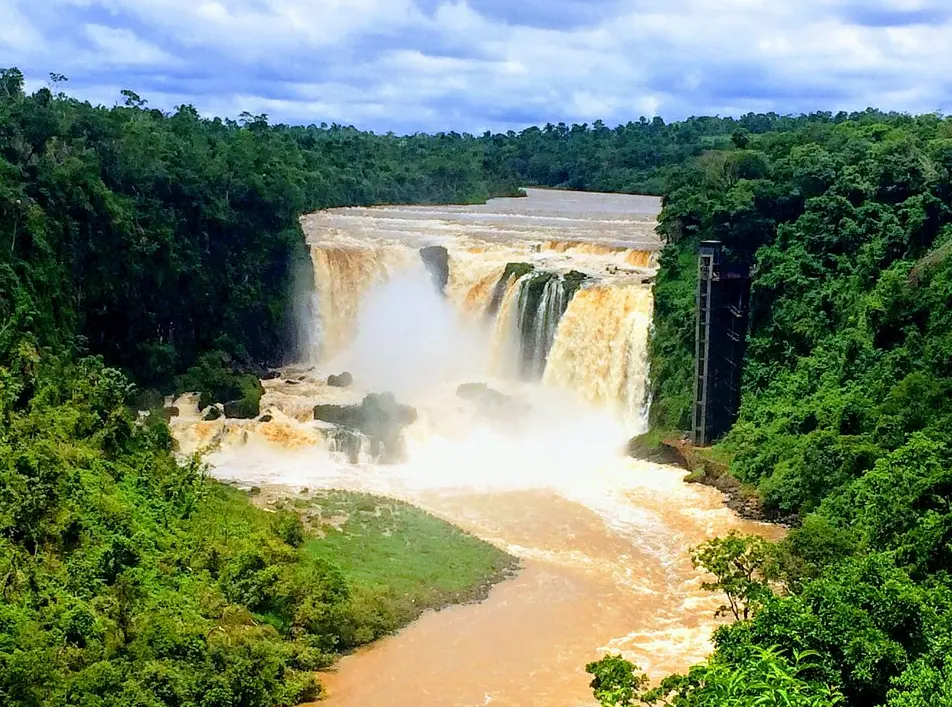Saltos del Monday