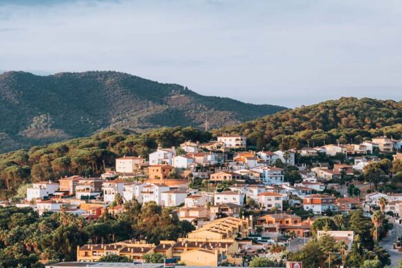 Lloret de Mar’s Coolest Spots: 12 Experiences You Can’t Miss