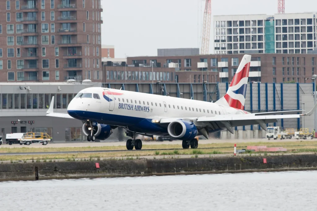 A British Airways BA CityFlyer Embraer 190 regional jet operating at London City Airport