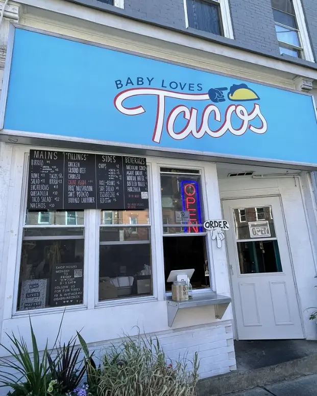 Entrance to Baby Loves Tacos