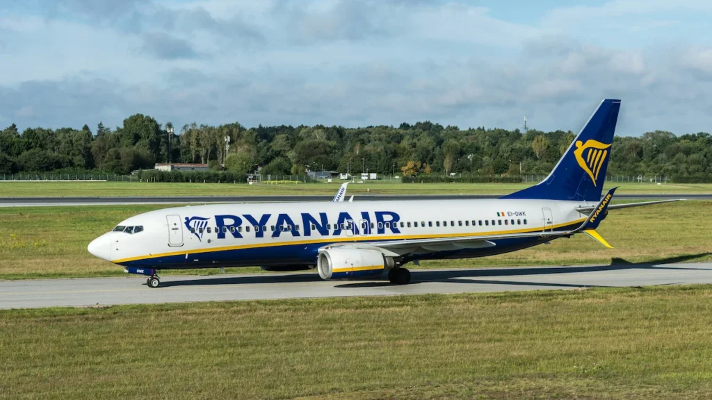 Ryanair Boeing 737-800 airplane taxiing on the tarmac