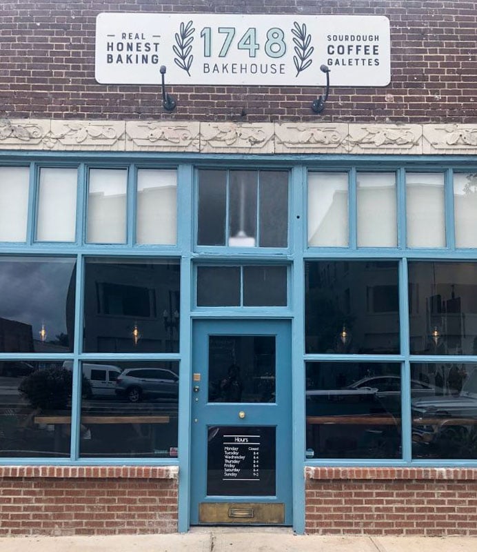 1748 Bakehouse in Jacksonville, FL, delights with baked goods and hearty meals.