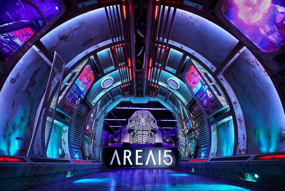AREA15