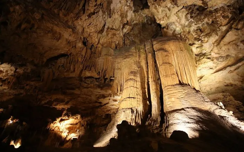 Stalactites and rock formations inside Luray Caverns.