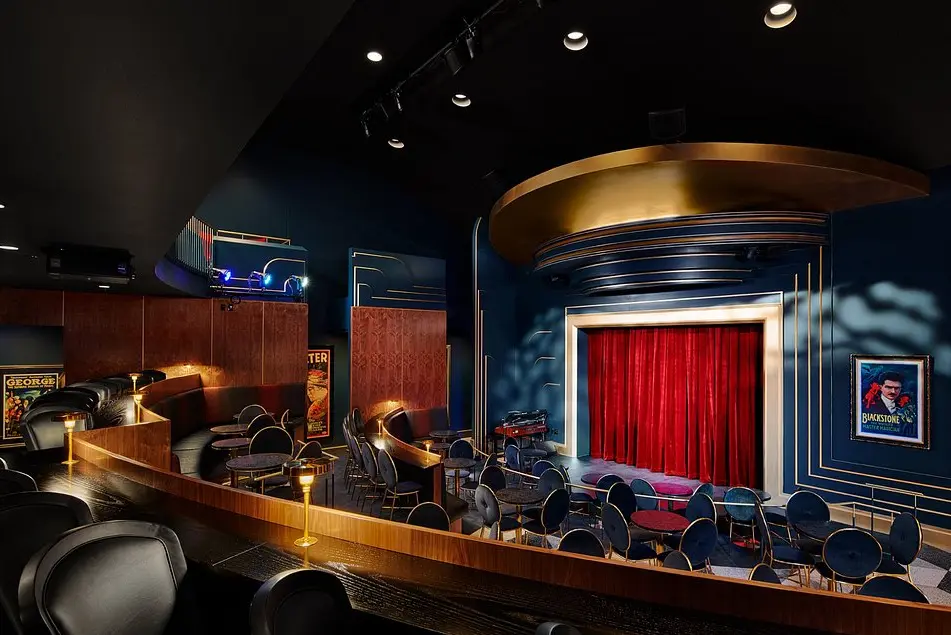 Chicago Magic Lounge