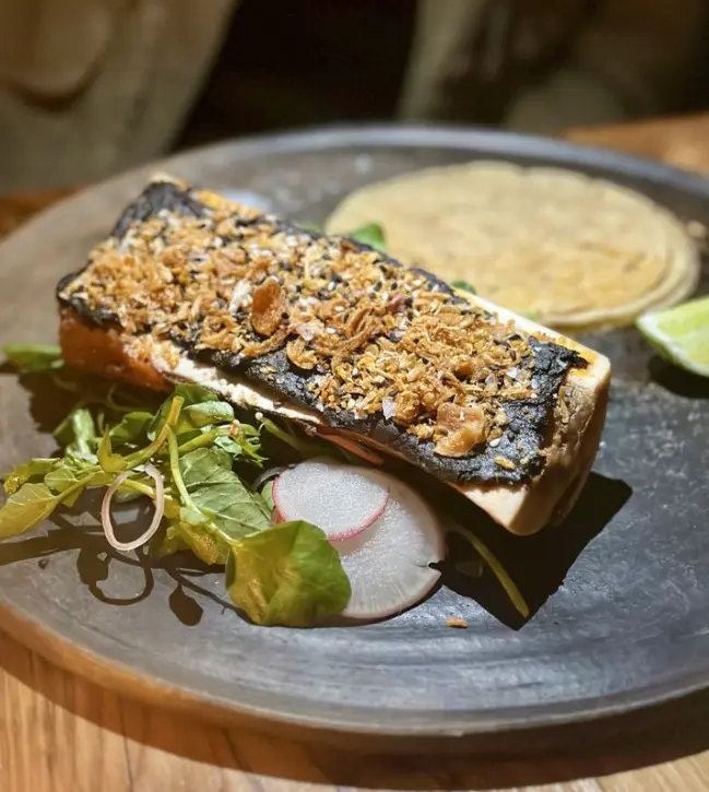 Tuetano de Mole Negro