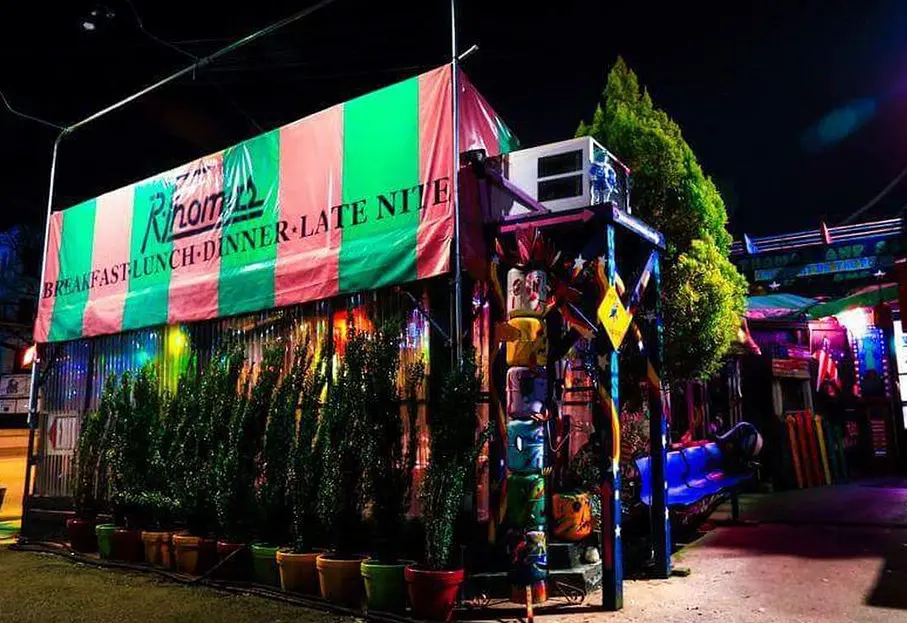 R. Thomas Deluxe Grill exterior