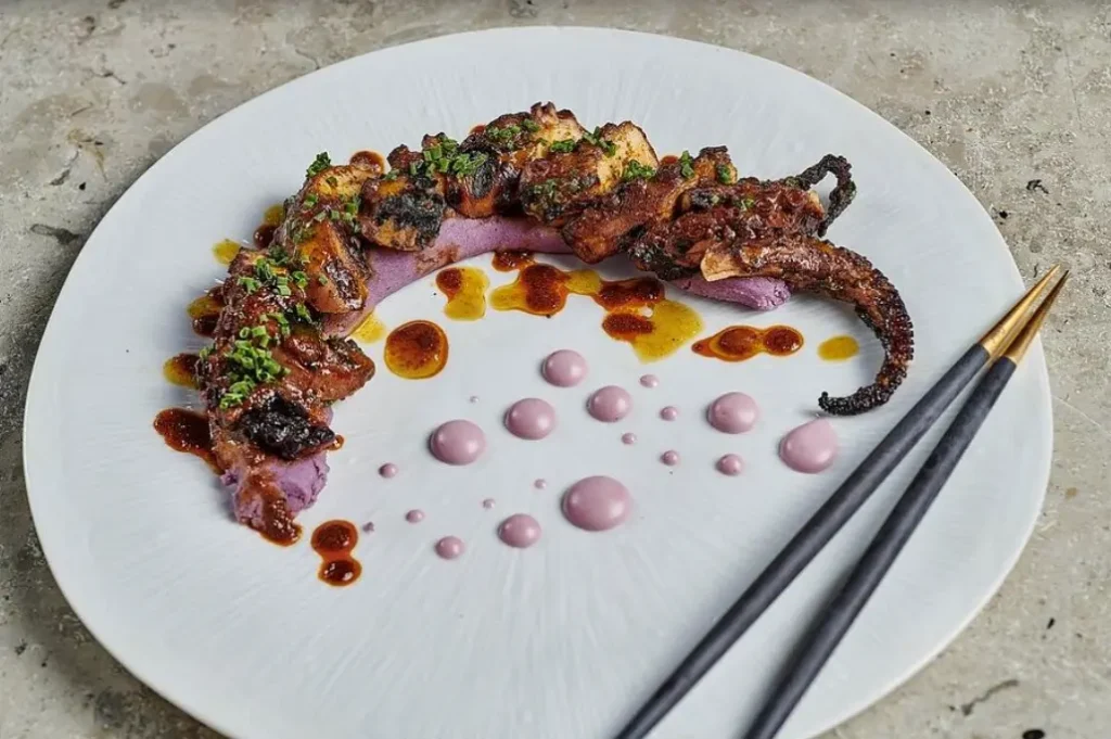 Tentáculos de Pulpo - Octopus, yuzu, purple potato