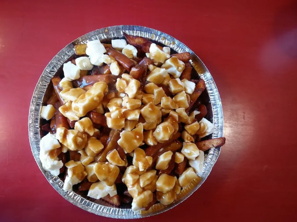 Casse-Croute Chez Gaston poutine