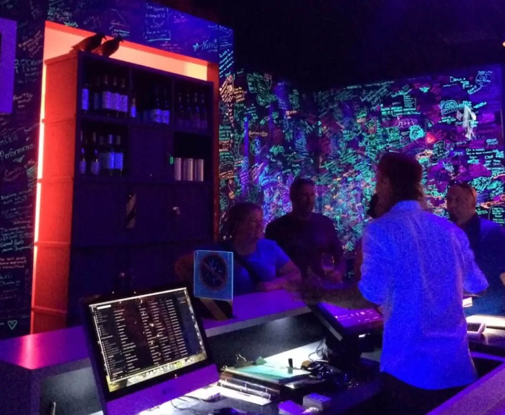 Interior vibe at Ô 6ième Sens