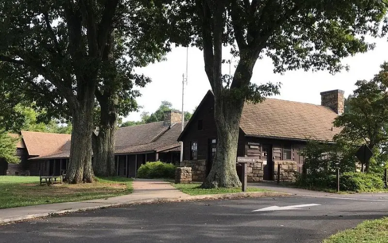 Historic stone building and visitor center in Front Royal.