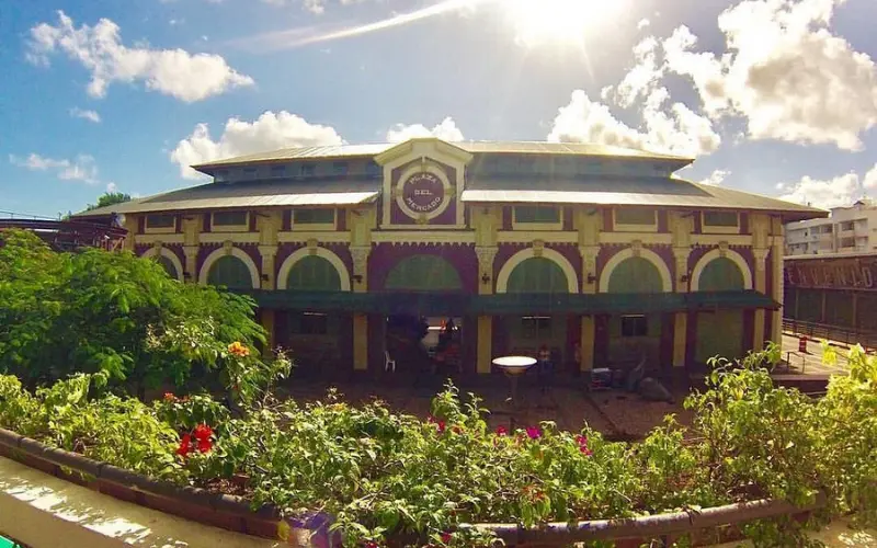 Exterior of Mercado Santurce market building in San Juan.