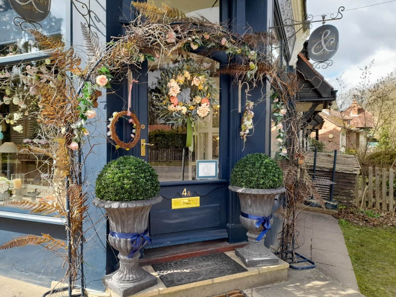 Discover Burley, a charming village.