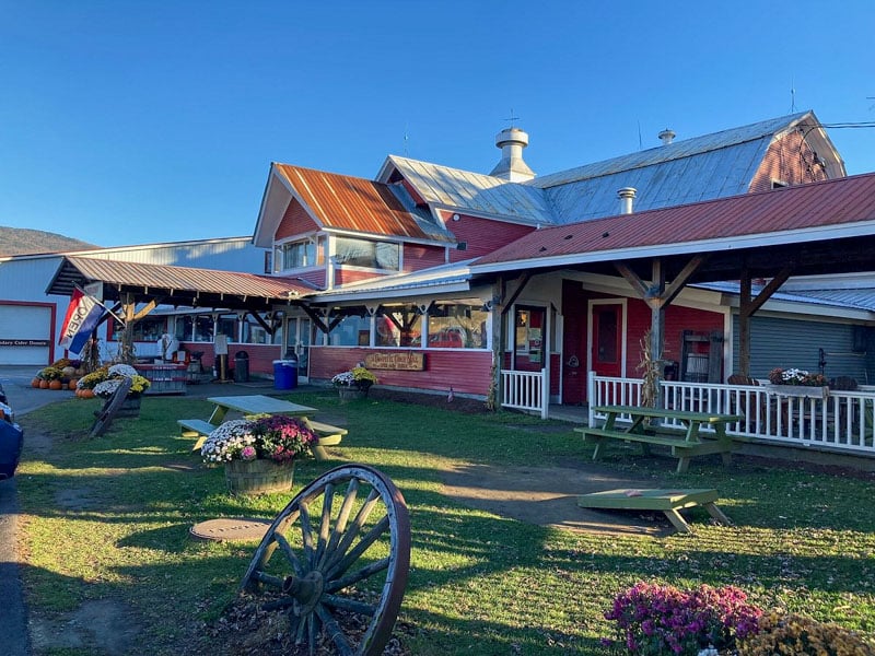 Cold Hollow Cider Mill showcases a taste of the city's apple heritage with traditional cider-making methods.