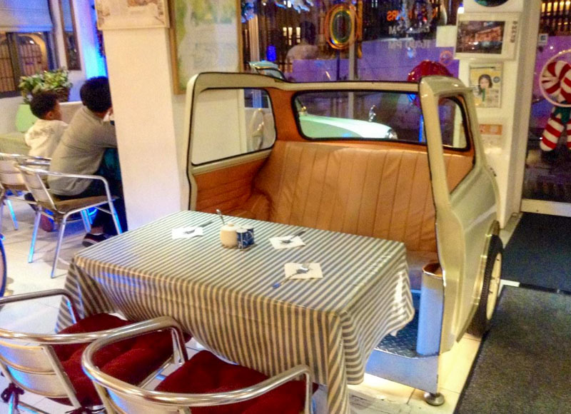 PS Bubu is a themed restaurant that brings the iconic Taiwanese drama "Meteor Garden" to life for fans of the show.