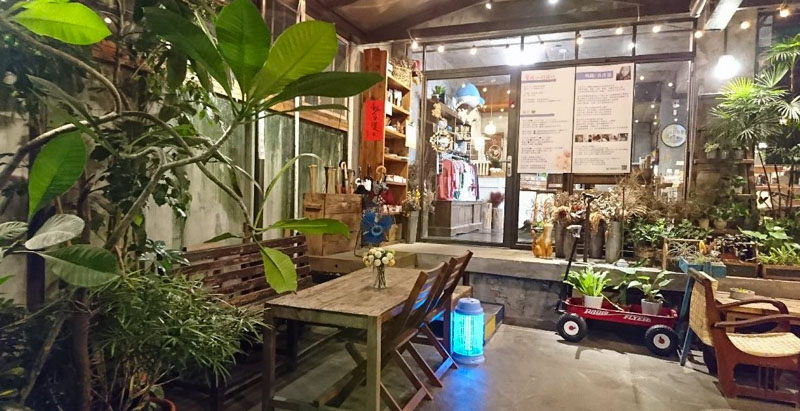 Real Guts Café combines film history with delectable dining.
