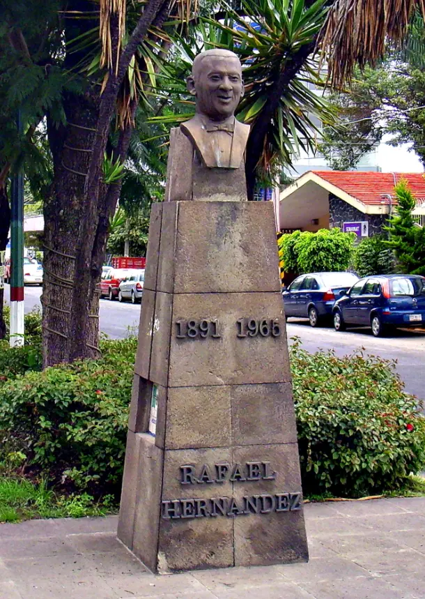 Rafael Hernández Monument