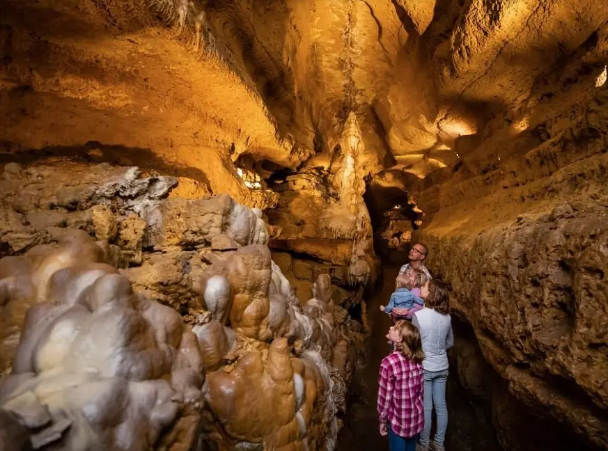 Cave of the Mounds

