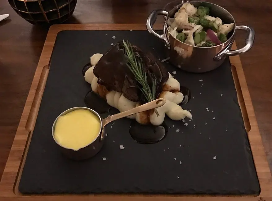 Polaris Restaurant