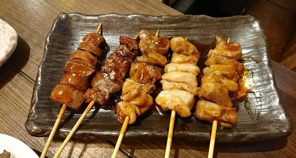 Yurakucho Sanchoku Inshokugai
