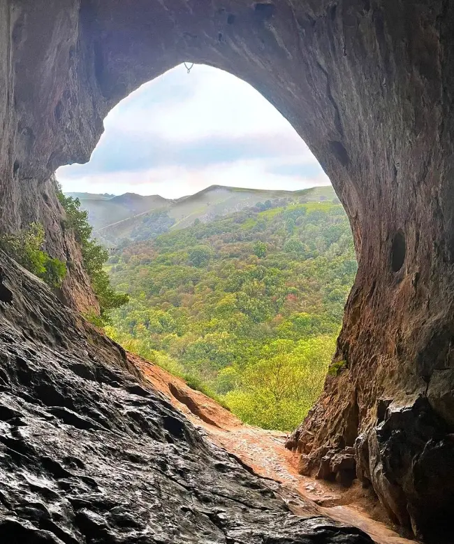 Thor's Cave