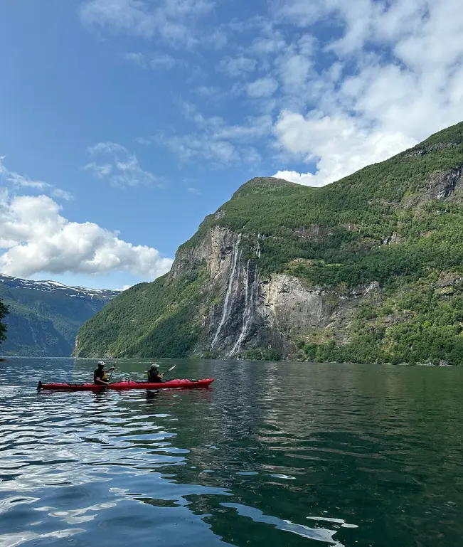 Guided kayak tour "The Seven Sister Tour" on the Geiranger Fjord