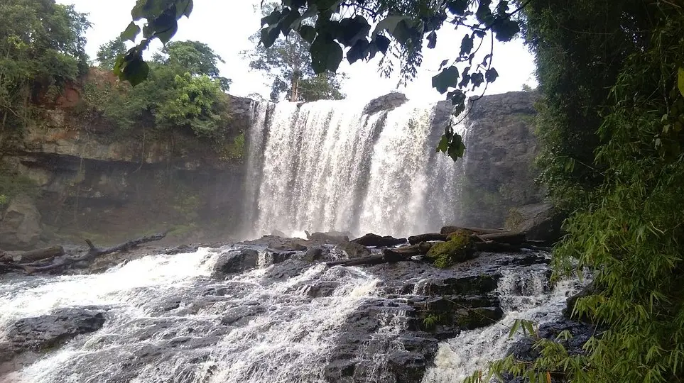 Bousra Waterfall