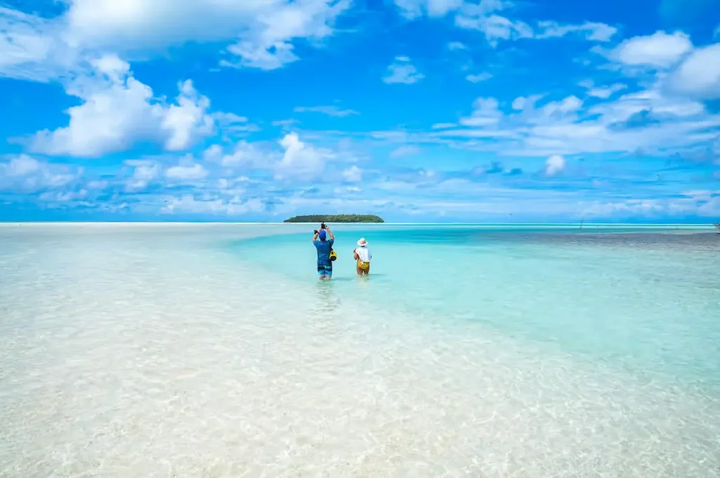 Tetiaroa Island Tour by Sailing Catamaran