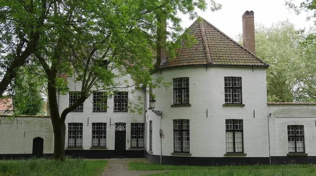 The Princely Beguinage Ten Wijngaarde