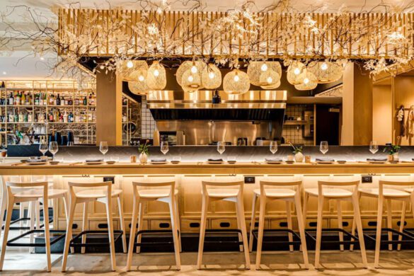 19 Coolest Places to Eat in Montreal: From Local Gems to Trendy Hotspots