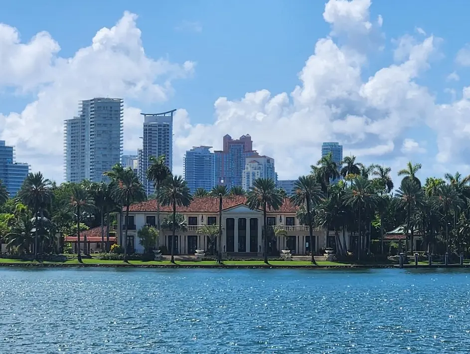 Official Miami Millionaires Sightseeing Cruise