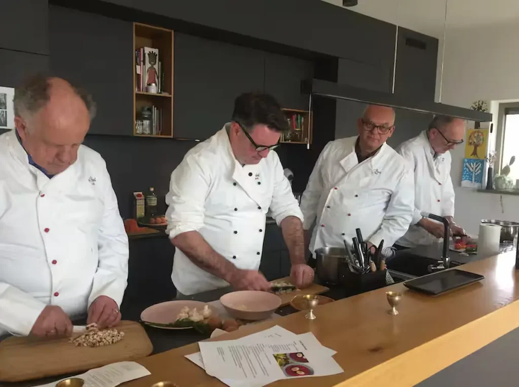 Cook Lithuanian dishes in a cosy home environment