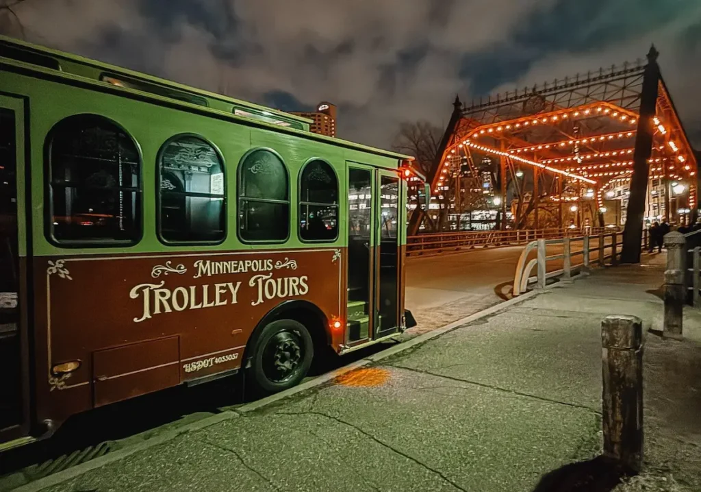 Minneapolis Candlelight Ghost Trolley Tour