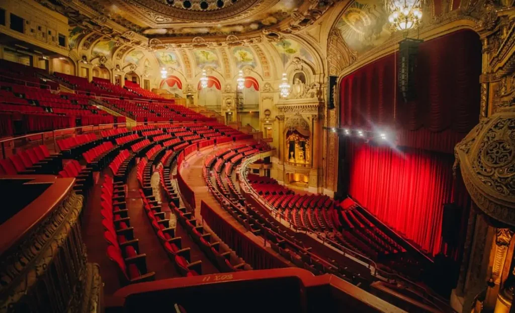 The Chicago Theatre