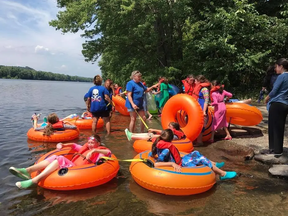  Delaware River Tubing