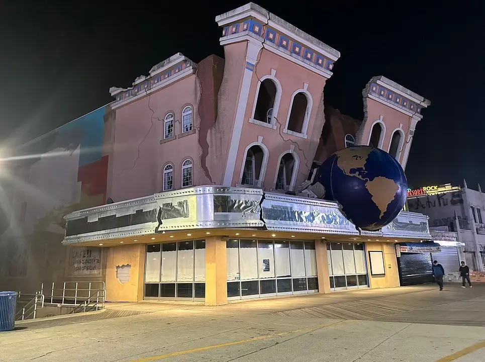 Apparitions of Atlantic City Boardwalk Ghost Tour