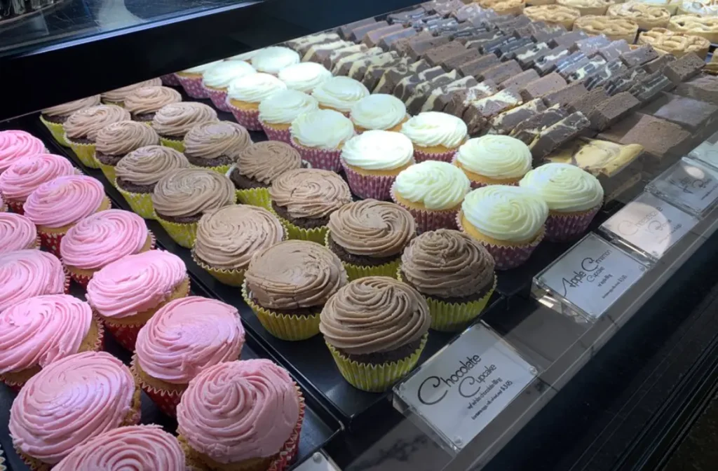 Cakes, brownies, and tarts