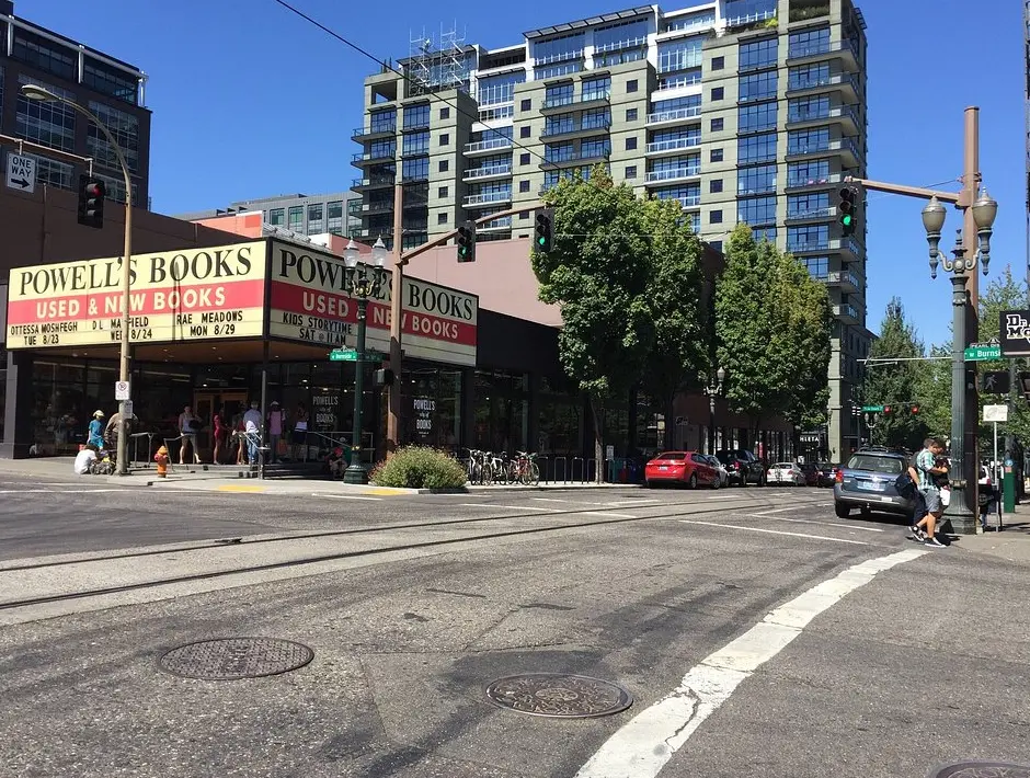 Powell's City of Books