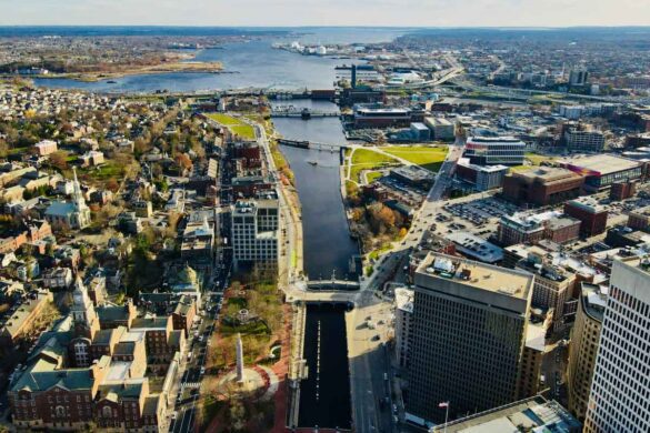 12 BEST Places to Live in Rhode Island for the Ultimate Lifestyle
