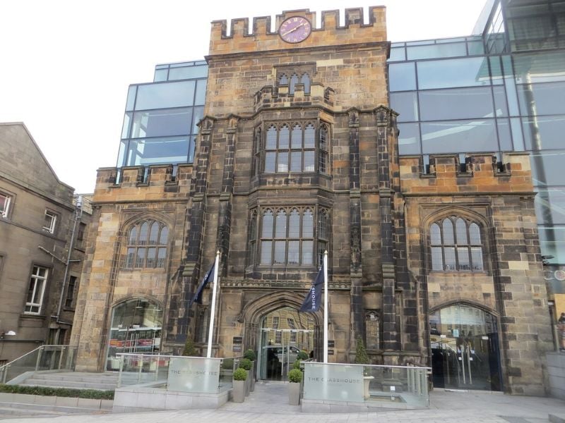 The Glasshouse transcends being a mere luxury hotel in Edinburgh with its distinctive place that adds fun to your stay.