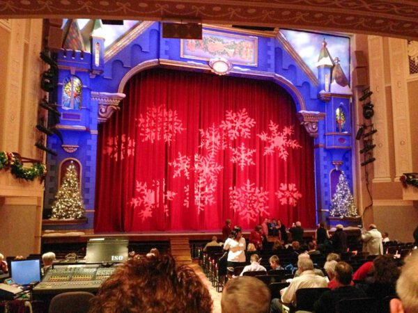12 EPIC Things to Do in Indianapolis at Night (Local Secrets!)