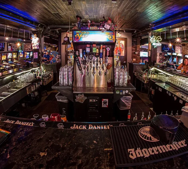 The 1UP Arcade Bar