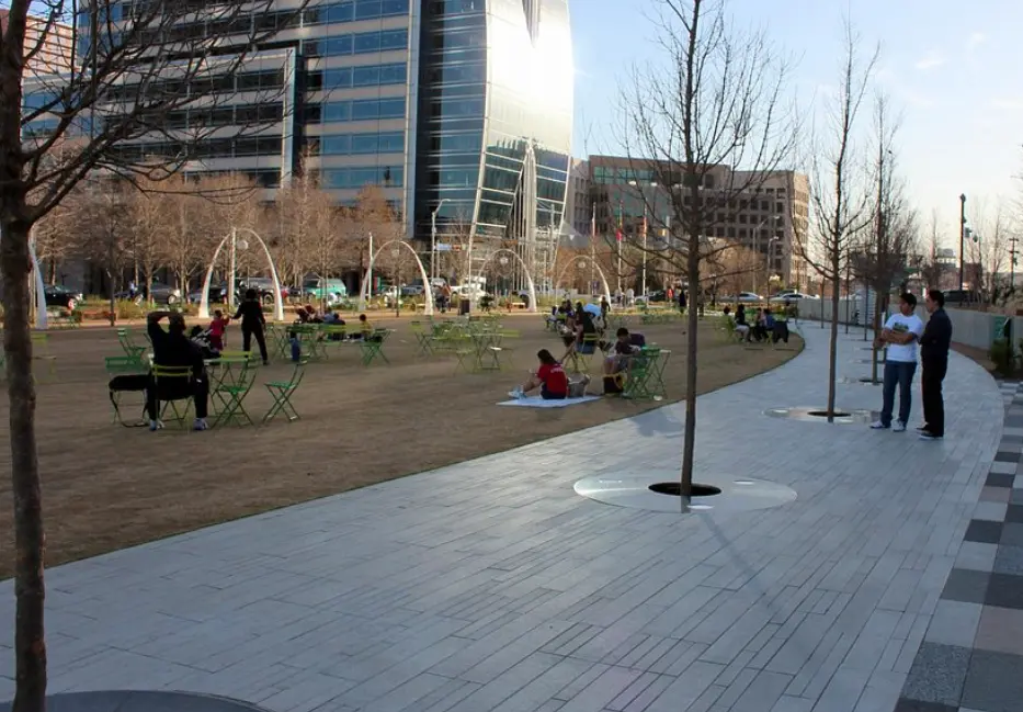 Klyde Warren Park