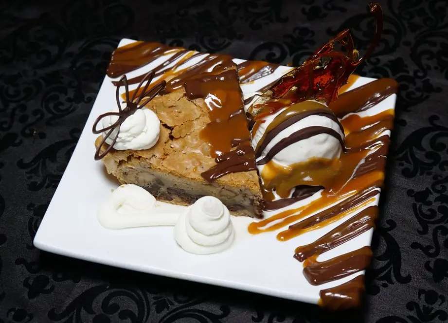 Cookie Nookie Pie