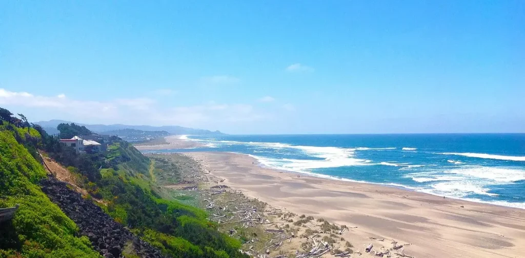  Lincoln City