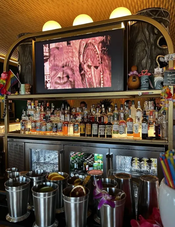 Flamingo Tiki