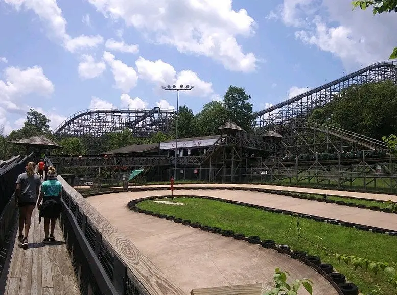Six Flags St Louis