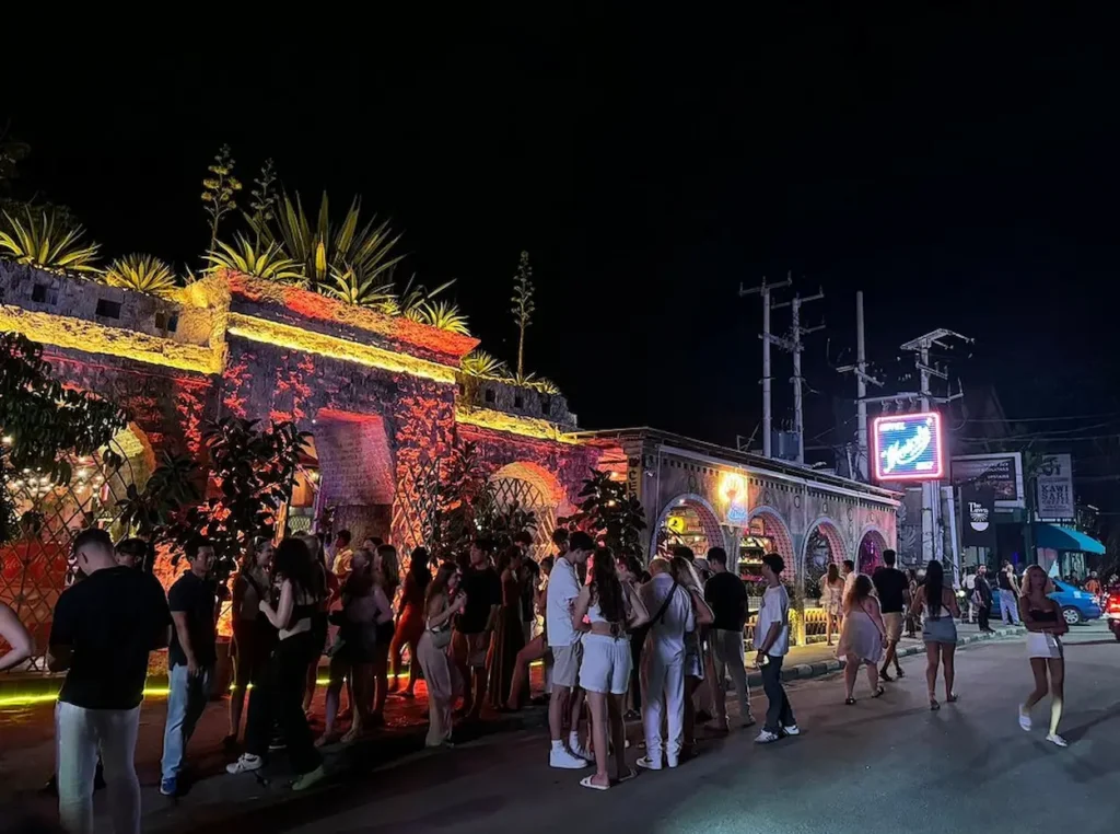 Motel Mexicola Seminyak Entrance