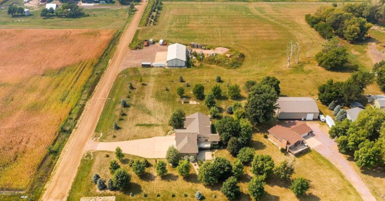 Tea Sd 12 BEST Places to Live in South Dakota for the Ultimate Lifestyle ...